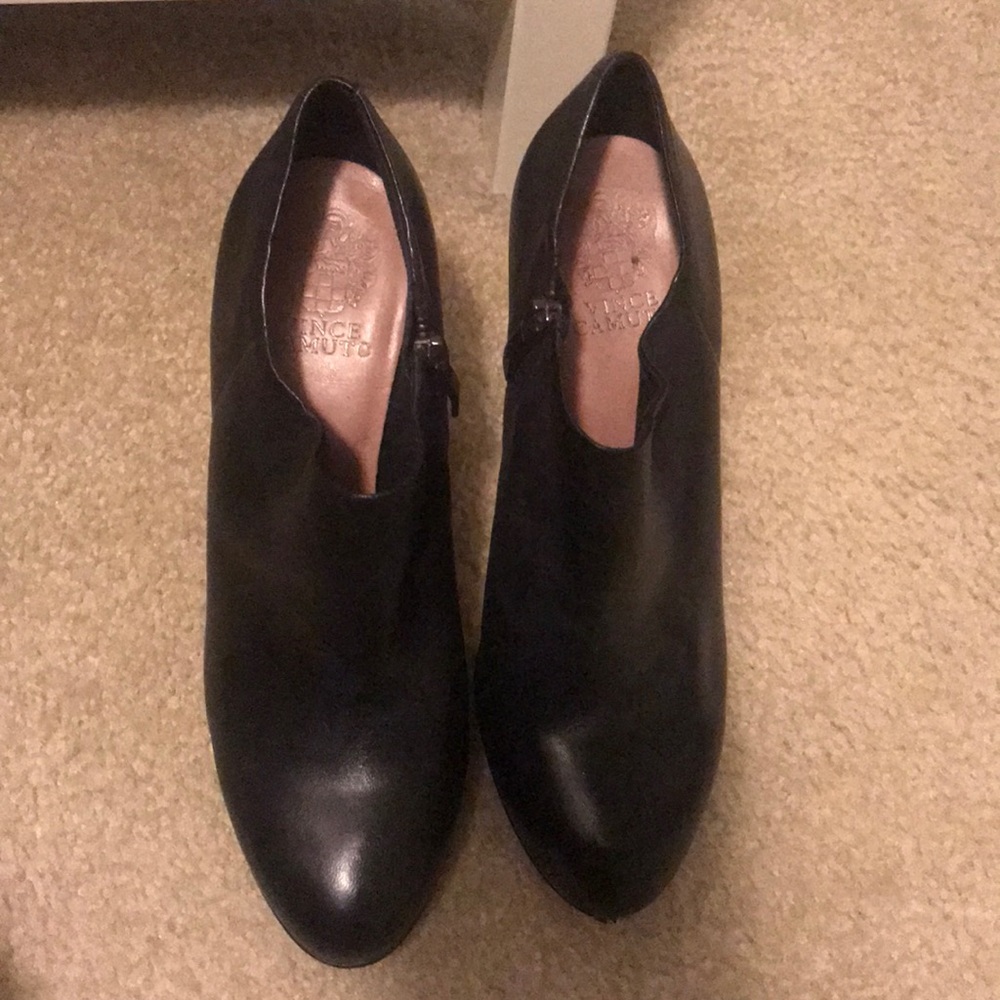Vince Camuto black leather booties